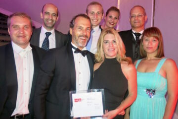 The Centaur team celebrate their Morningstar award.
